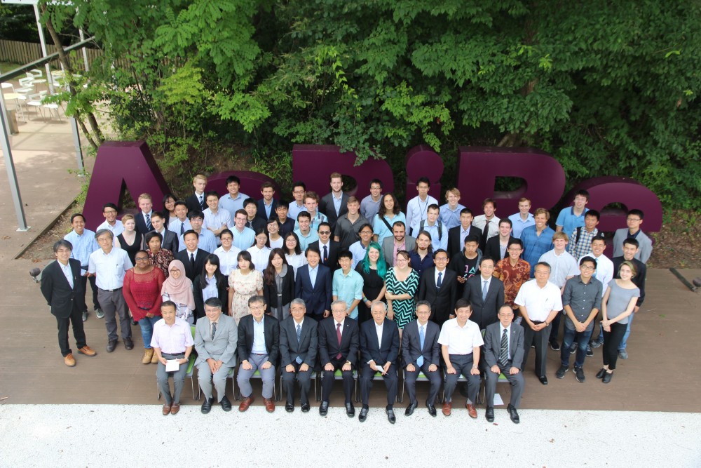 E11_introduction_p600×450