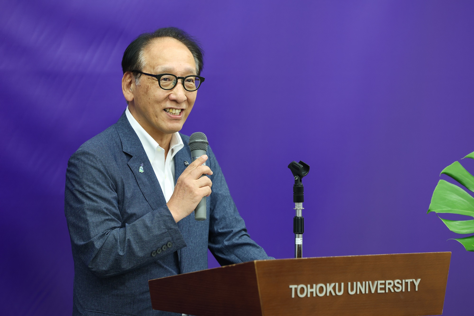 今村理事よりグローバル萩海外留学奨励賞の概要説明